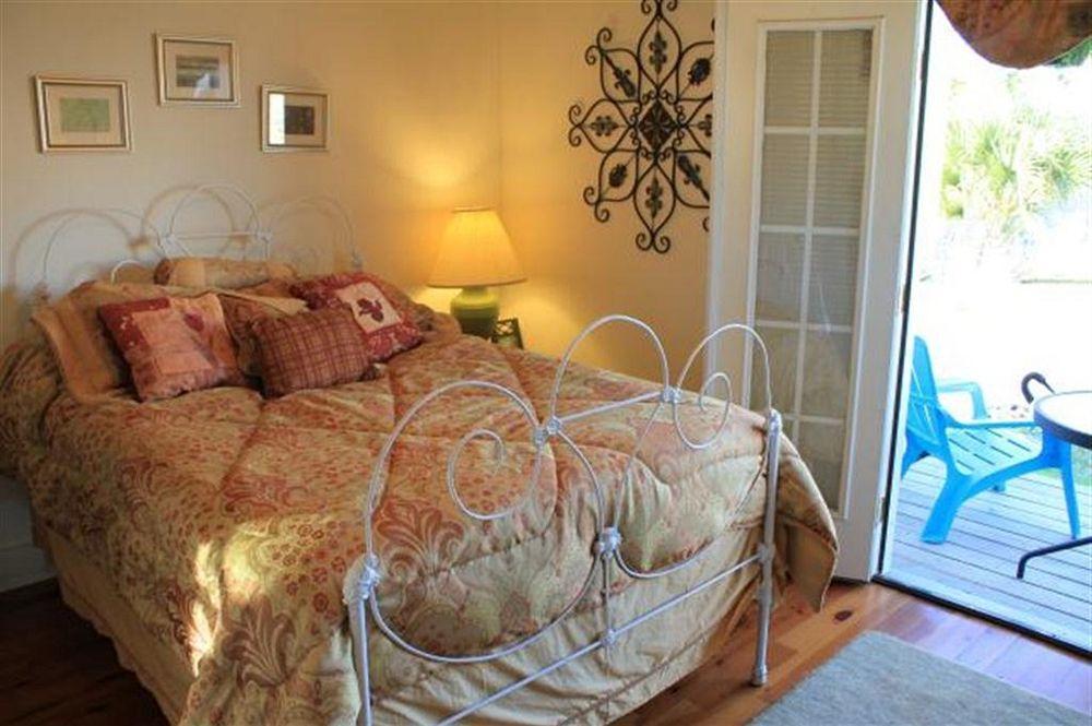 Carroll House Bed & Breakfast Bay St. Louis Ngoại thất bức ảnh