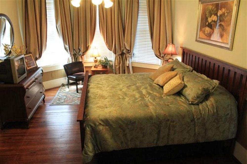 Carroll House Bed & Breakfast Bay St. Louis Ngoại thất bức ảnh